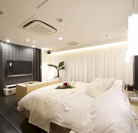 Hotel Water Gate Ichihara (Adults Only) Екстериор снимка