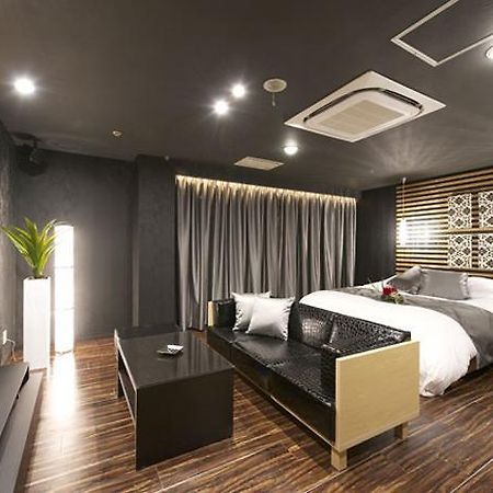 Hotel Water Gate Ichihara (Adults Only) Екстериор снимка